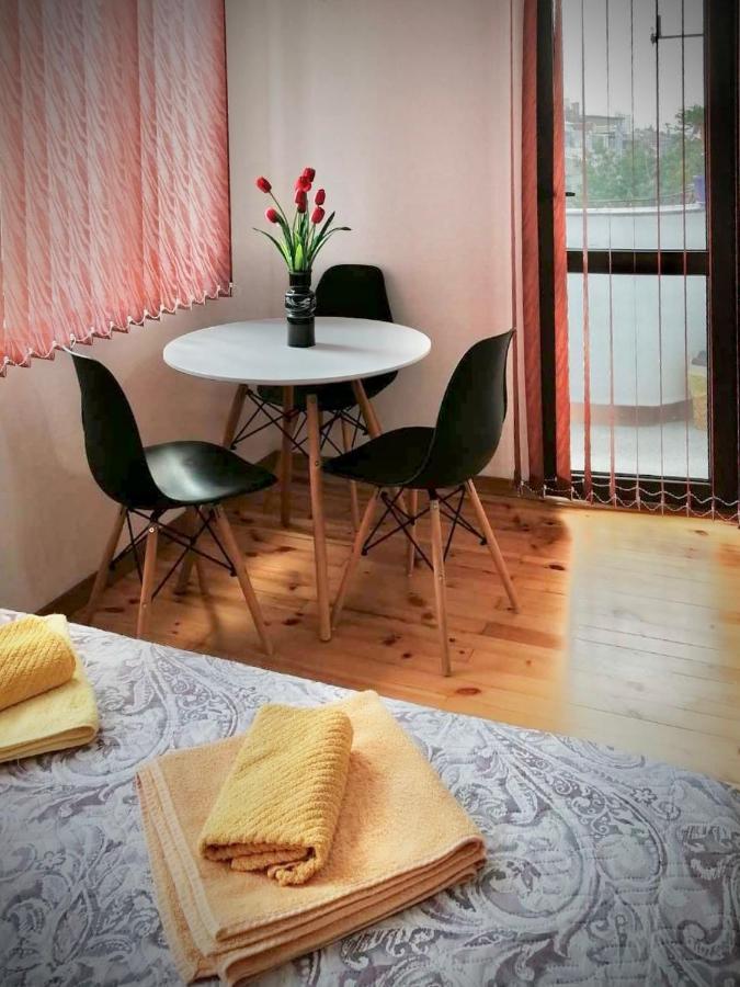 Bright Central Studio For 4 In 布尔加斯 外观 照片